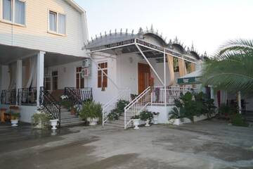 Фотографии Гостевой дом U Aleny Guesthouse г. Алахадзы (Абхазия) №1 Фото Гостевой дом U Aleny Guesthouse г. Алахадзы 1