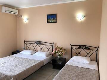 Фото номера Классический трехместный номер Мини-отель Hotel Askar г. Алахадзы 3