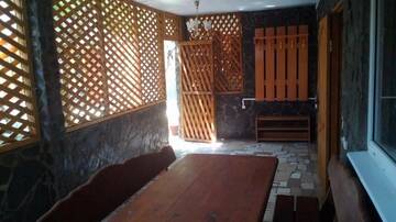 Фото номера Семейный номер-студио Мини-отель Guest House U Natalyi г. Алахадзы 12