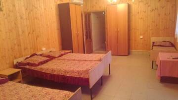 Фото номера Семейный номер-студио Мини-отель Guest House U Natalyi г. Алахадзы 9