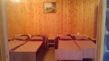 Фото номера Семейный номер-студио Мини-отель Guest House U Natalyi г. Алахадзы 10