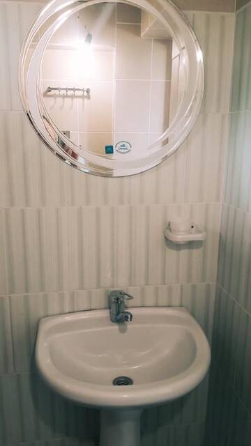 Фото номера Люкс с балконом Проживание в семье Rooms Fialka, Biryuza г. Алахадзы 30
