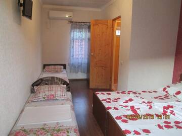 Фото номера Роскошный трехместный номер Гостевой дом Rozali Guest House г. Алахадзы 41