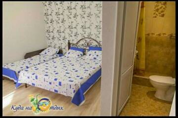 Фото номера Трехместный номер «Комфорт» с душем Гостевой дом Aikas Guesthouse г. Алахадзы 7