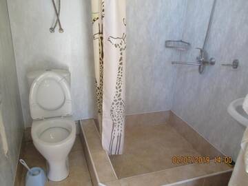 Фото номера Трехместный номер эконом-класса Гостевой дом Guest House У ЛЕВОНА г. Алахадзы 26
