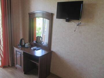 Фото номера Роскошный четырехместный номер Гостевой дом Guest House У ДЕДУШКИ САМВЕЛА г. Алахадзы 25