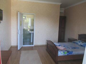 Фото номера Роскошный четырехместный номер Гостевой дом Guest House У ДЕДУШКИ САМВЕЛА г. Алахадзы 12