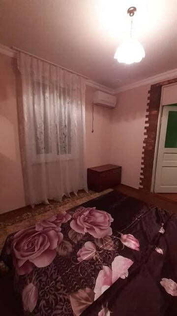 Фото номера Просторный двухместный номер с 2 отдельными кроватями Гостевой дом Гостевой дом у моря г. Алахадзы 4