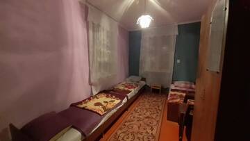 Фото номера Бюджетный двухместный номер с 1 кроватью или 2 отдельными кроватями Гостевой дом Гостевой дом у моря г. Алахадзы 3